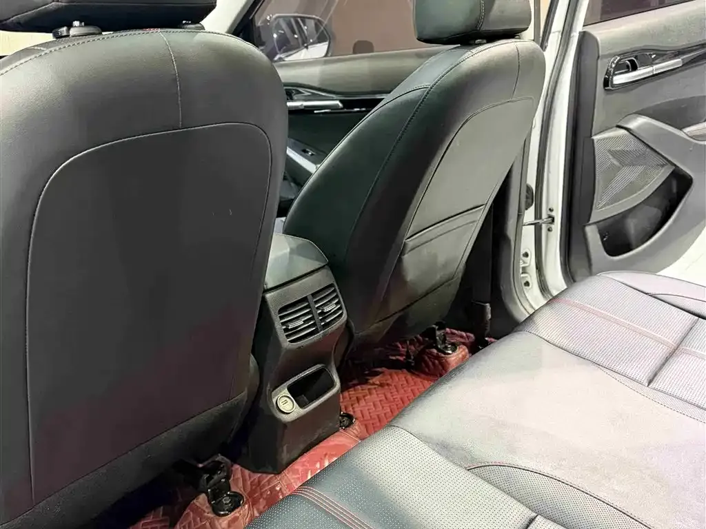 Kia KX3 — фото 10