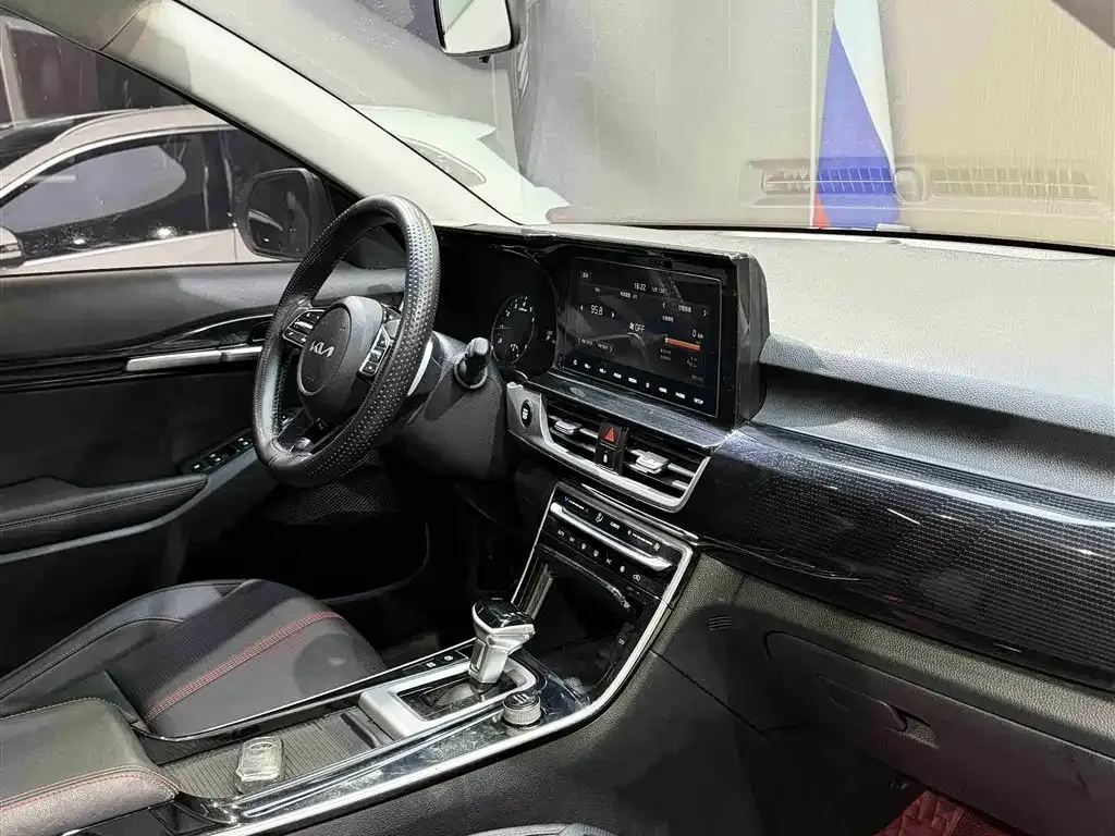Kia KX3 — фото 9