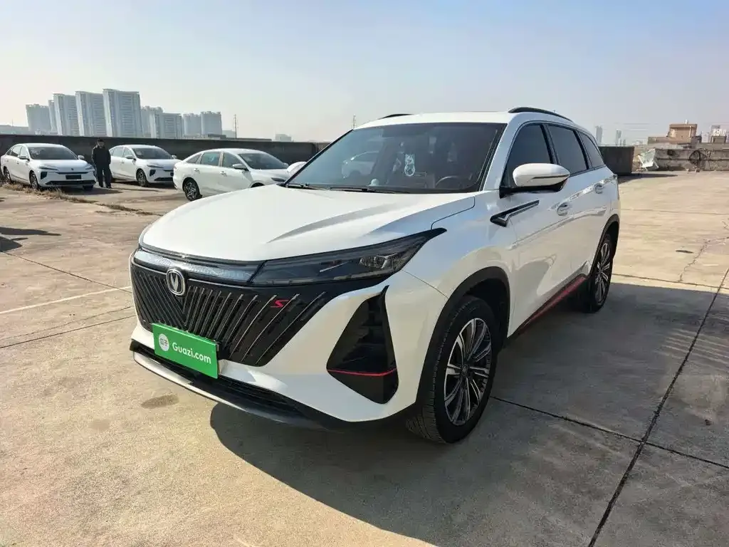Changan CS75PLUS — фото 1