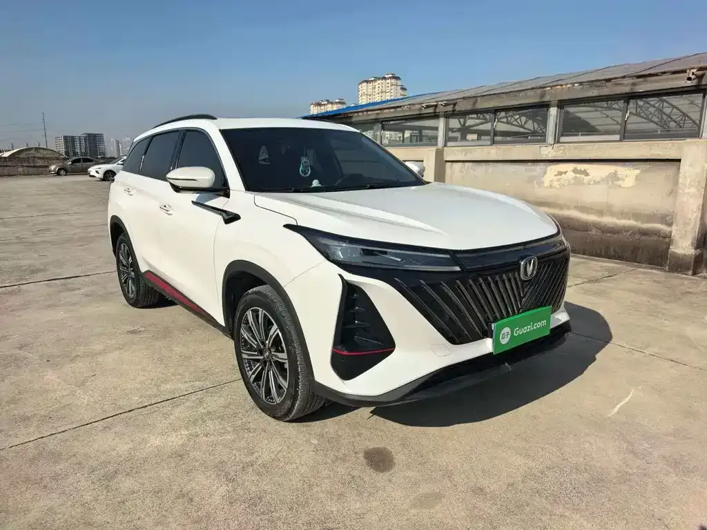 Changan CS75PLUS — фото 3