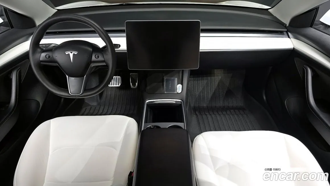 Tesla Model 3 — фото 9