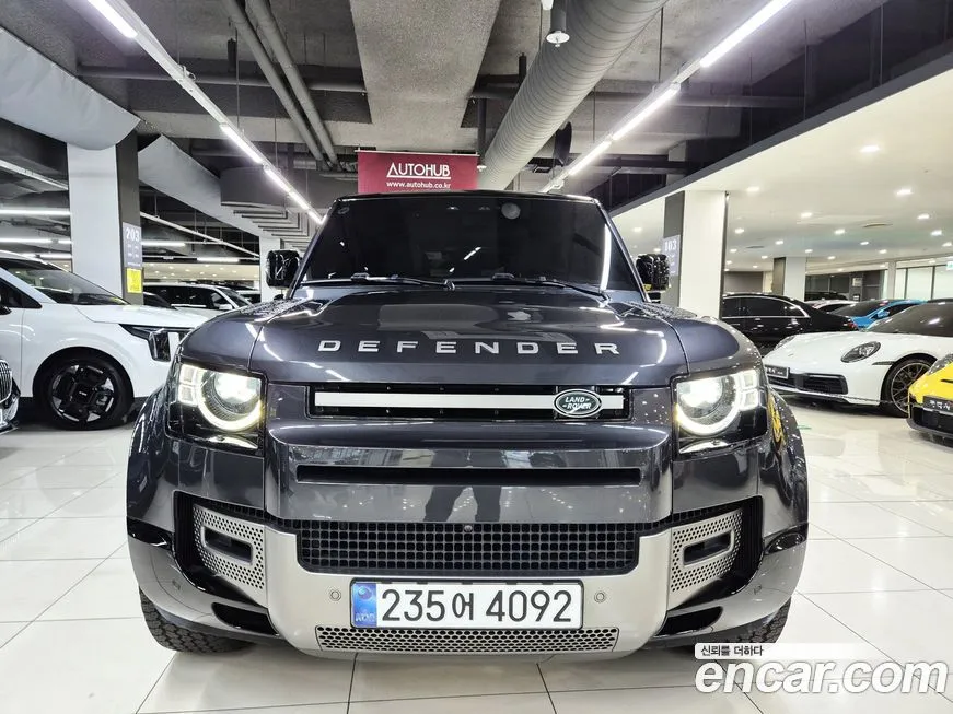 Land Rover Defender — фото 1
