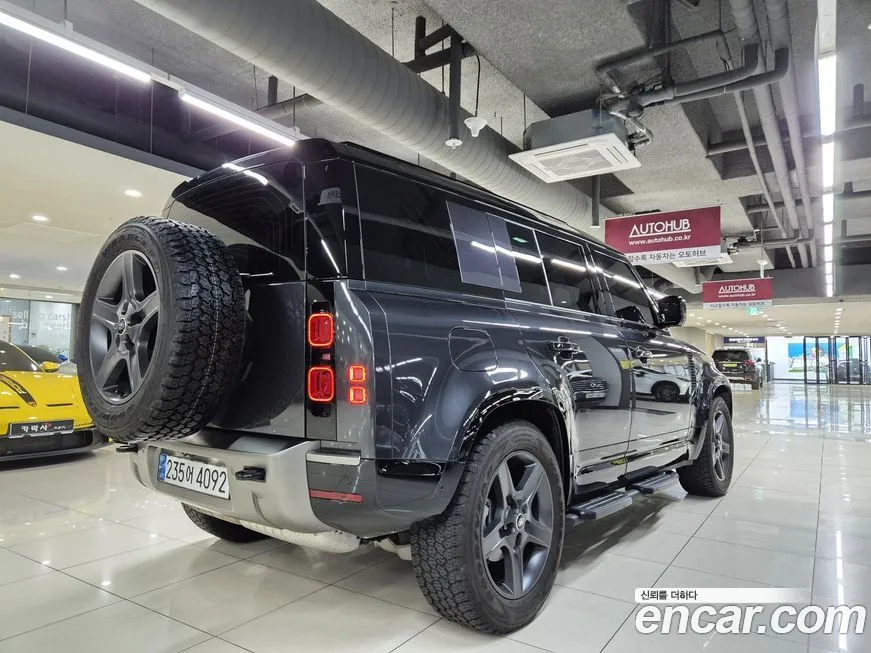 Land Rover Defender — фото 5