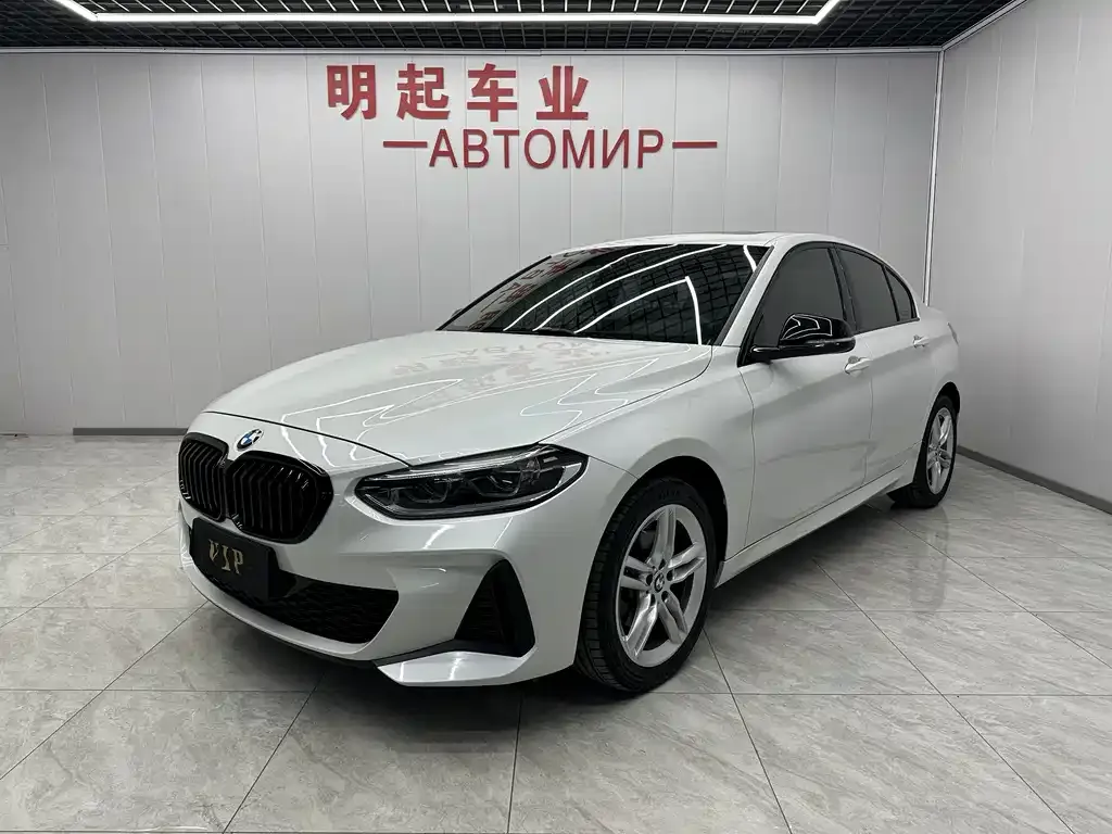 BMW 1 Series — фото 1