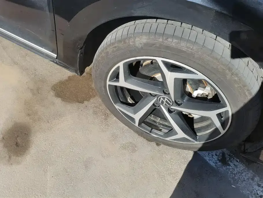 Volkswagen Passat — фото 6