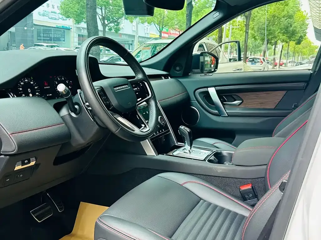 Land Rover Discovery Sport — фото 10