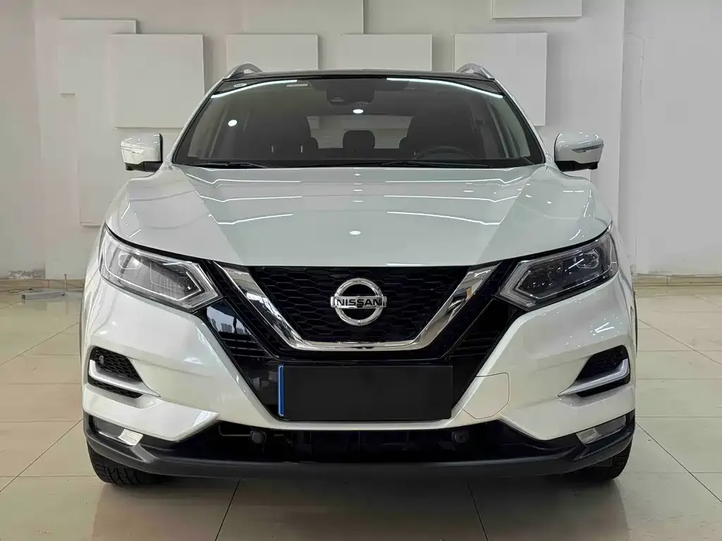 Nissan Qashqai — фото 2