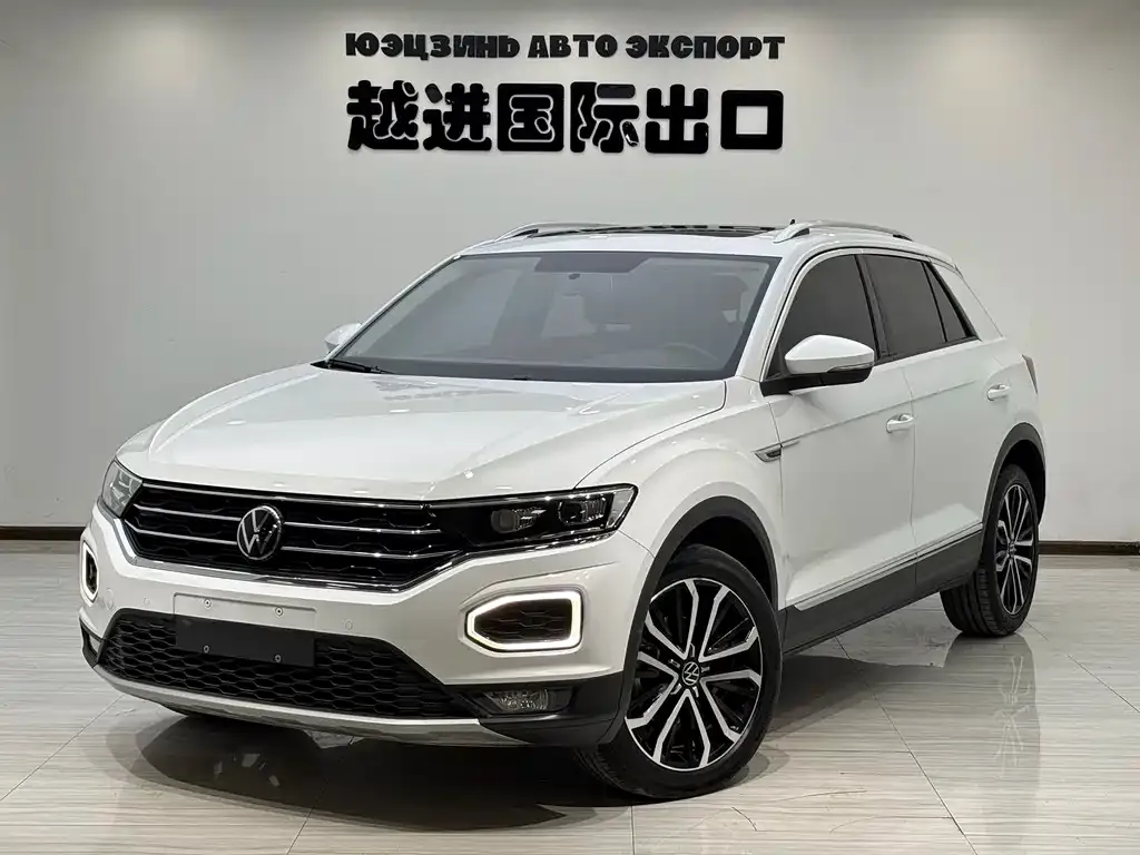 Volkswagen T-Roc — фото 1