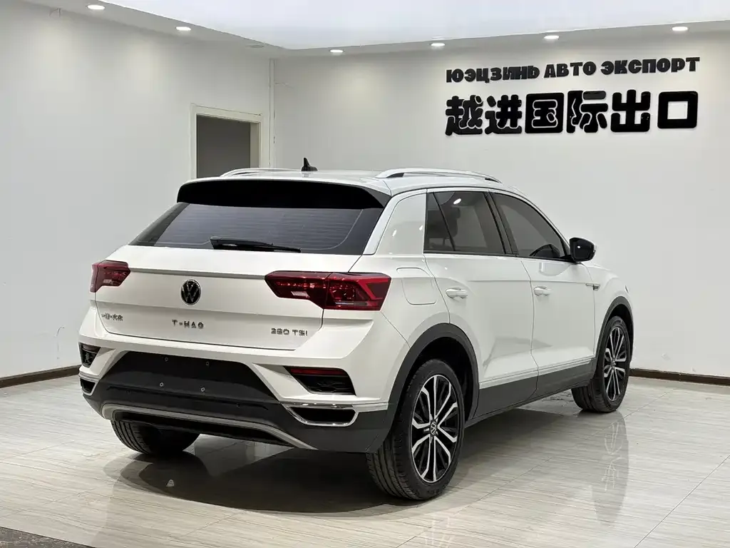 Volkswagen T-Roc — фото 3