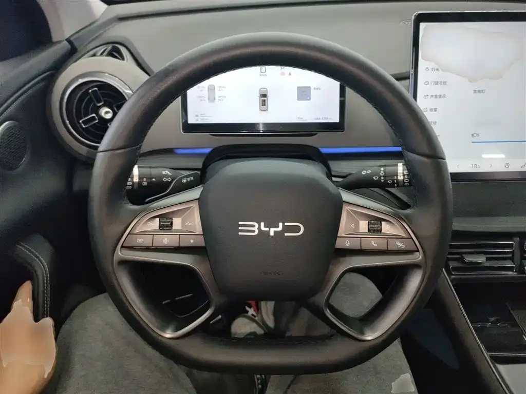 BYD Seal 05 DM-i — фото 3