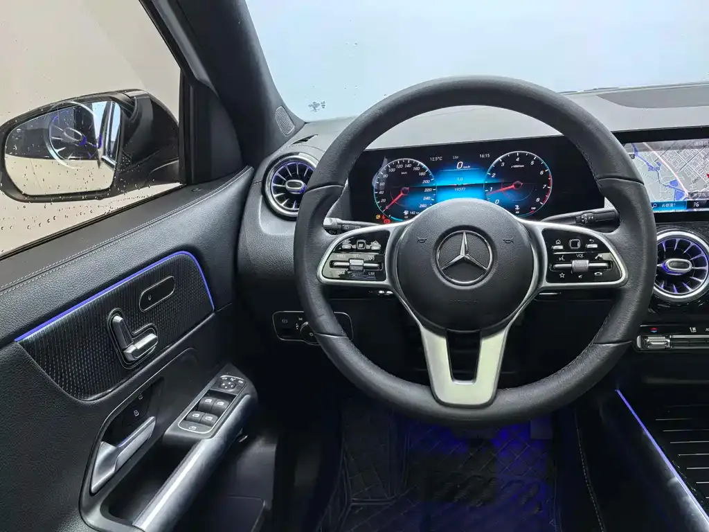Mercedes-Benz GLA — фото 5