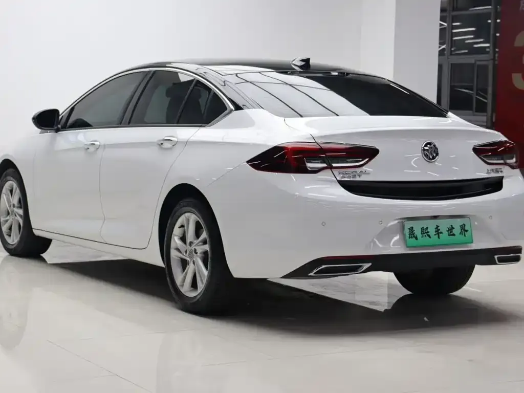 Buick Regal — фото 7
