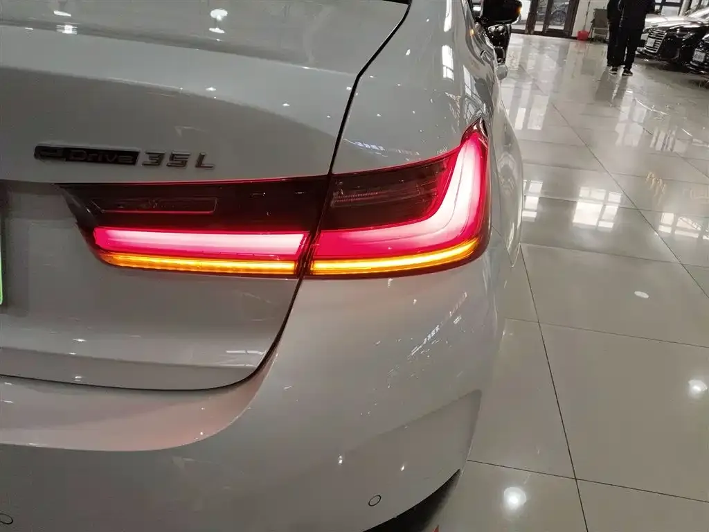 BMW i3 — фото 2