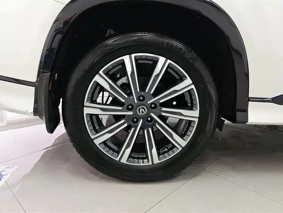 Changan CS75PLUS — фото 8