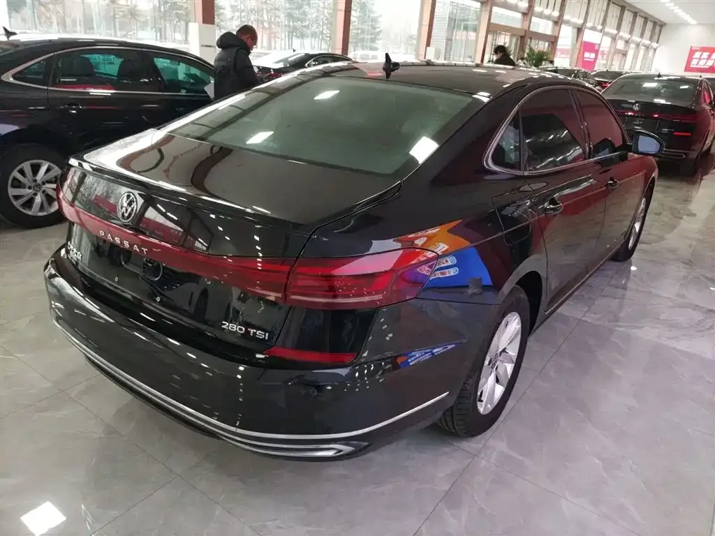 Volkswagen Passat — фото 9