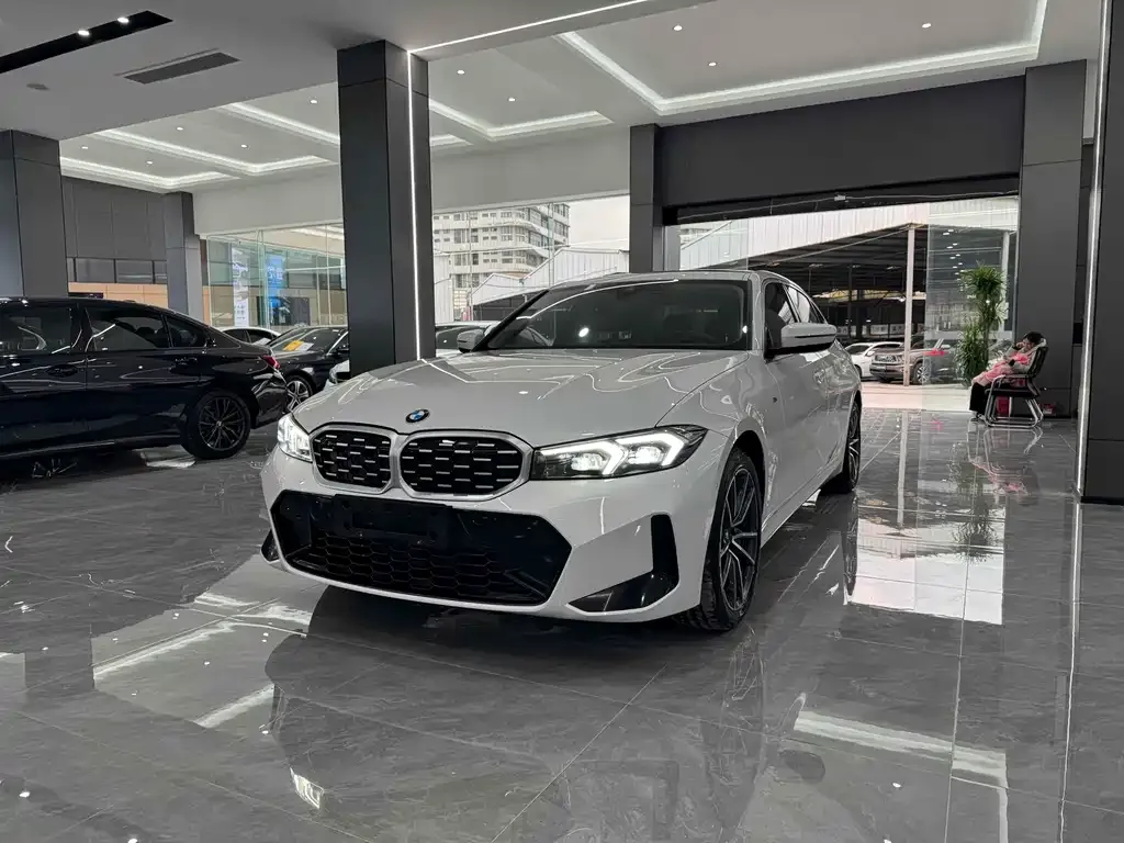 BMW 3 Series — фото 1