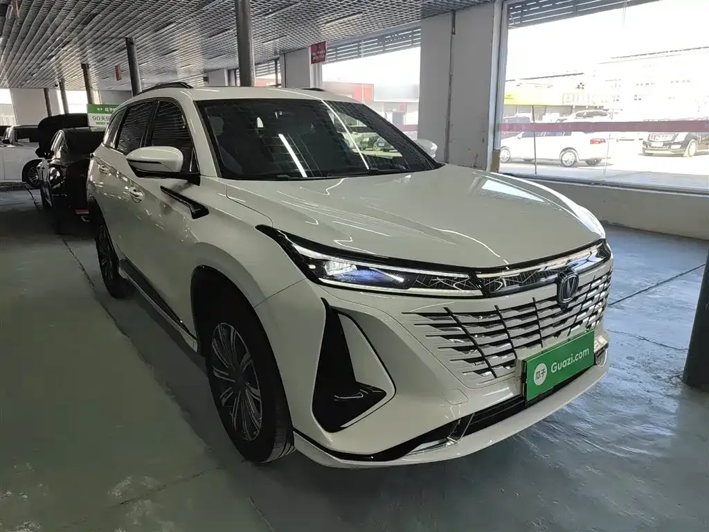 Changan CS75PLUS — фото 4