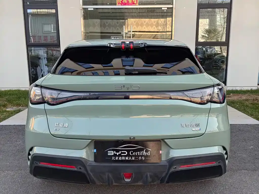 BYD Seal 06GT — фото 10