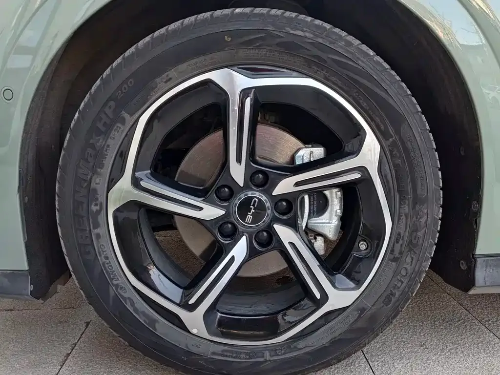 BYD Seal 06GT — фото 9