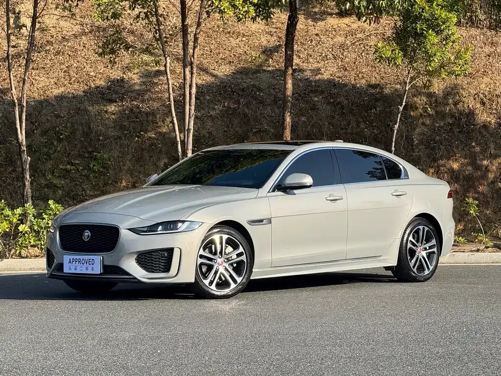 Jaguar XEL — фото 1
