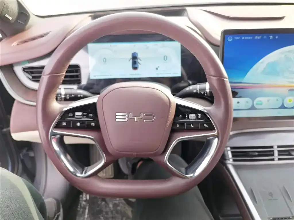 BYD Seal — фото 2