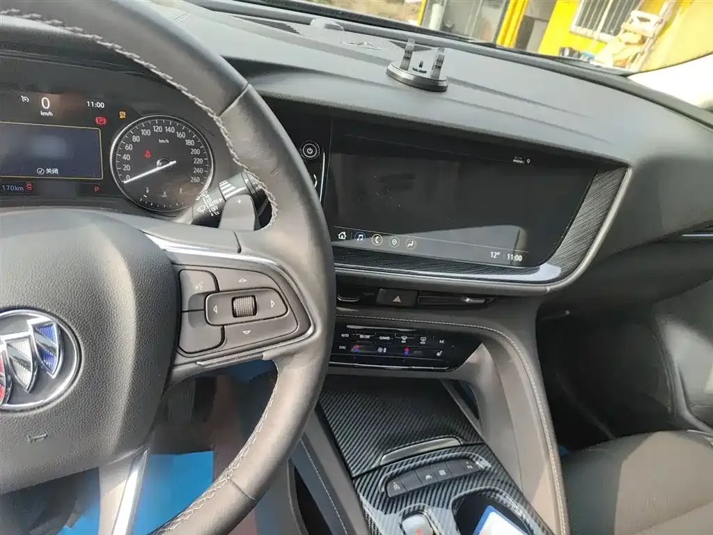 Buick Envision Plus — фото 4