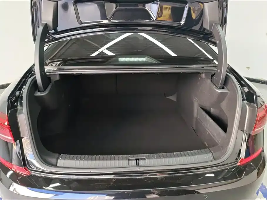 Volkswagen Passat — фото 9