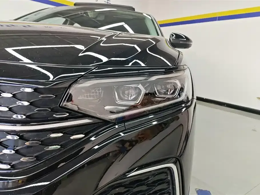 Volkswagen Passat — фото 3
