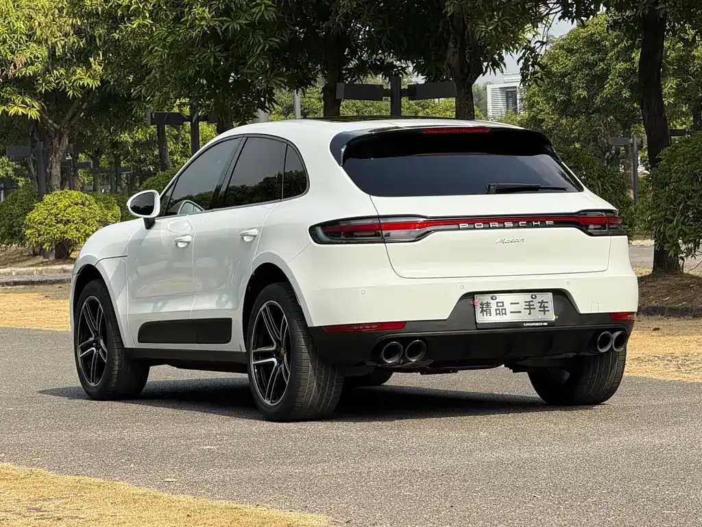 Porsche Macan — фото 9
