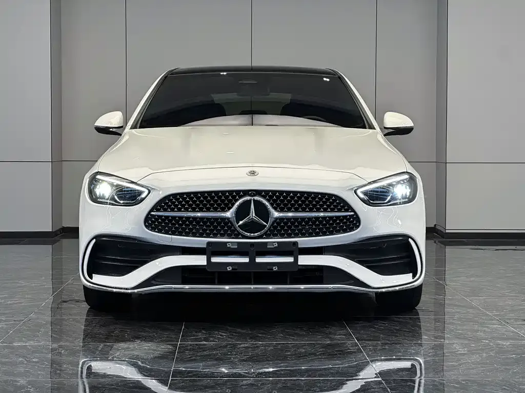 Mercedes-Benz C-Class — фото 2