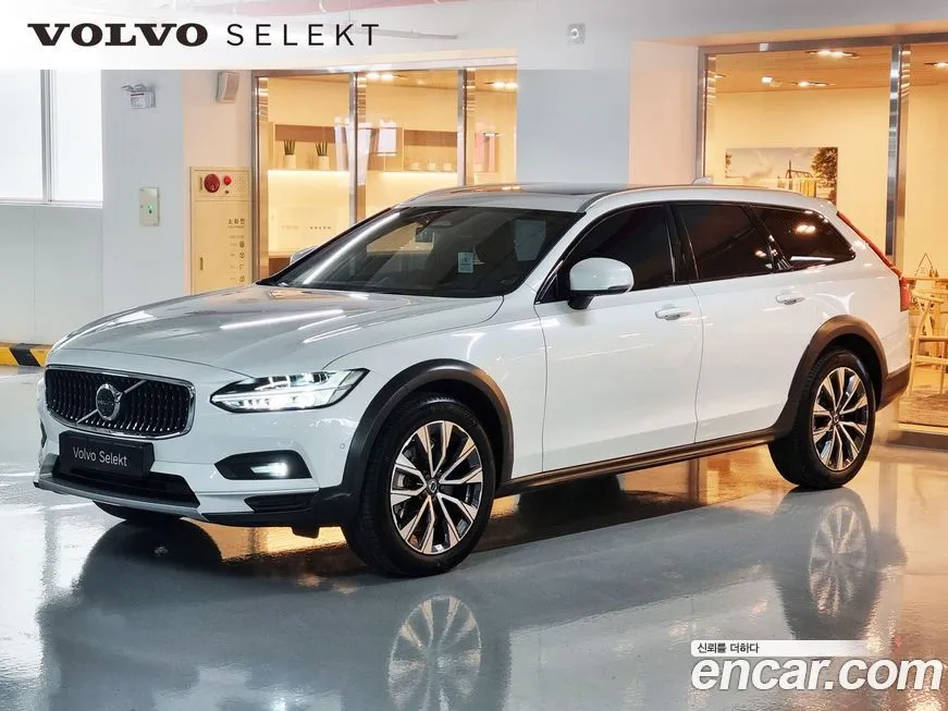 Volvo V90 — фото 1