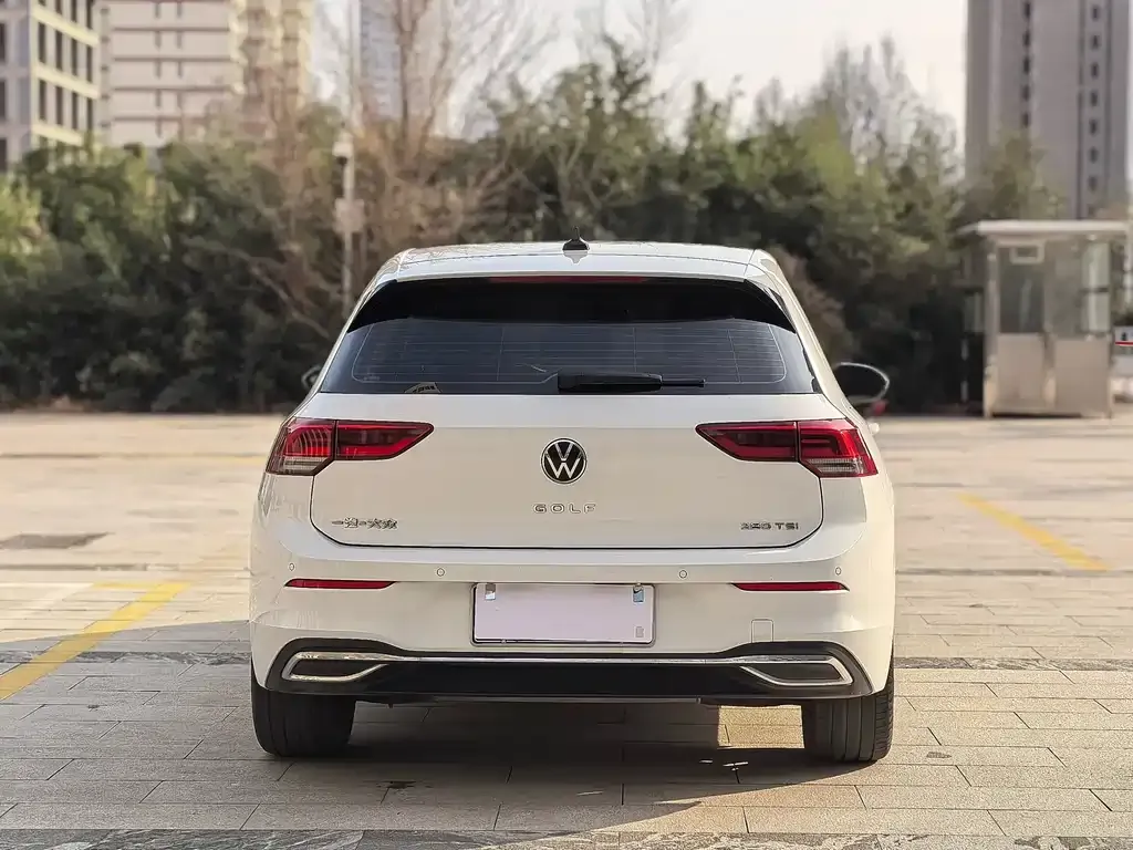 Volkswagen Golf — фото 2