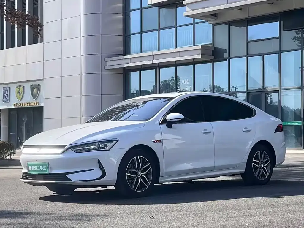 BYD Qin PLUS — фото 9
