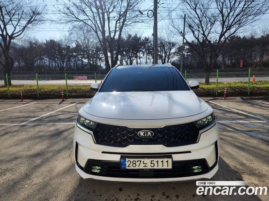 Kia Sorento — фото 9