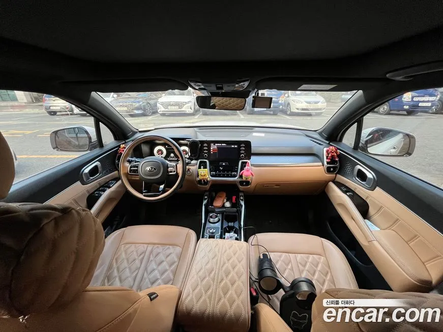Kia Sorento — фото 5