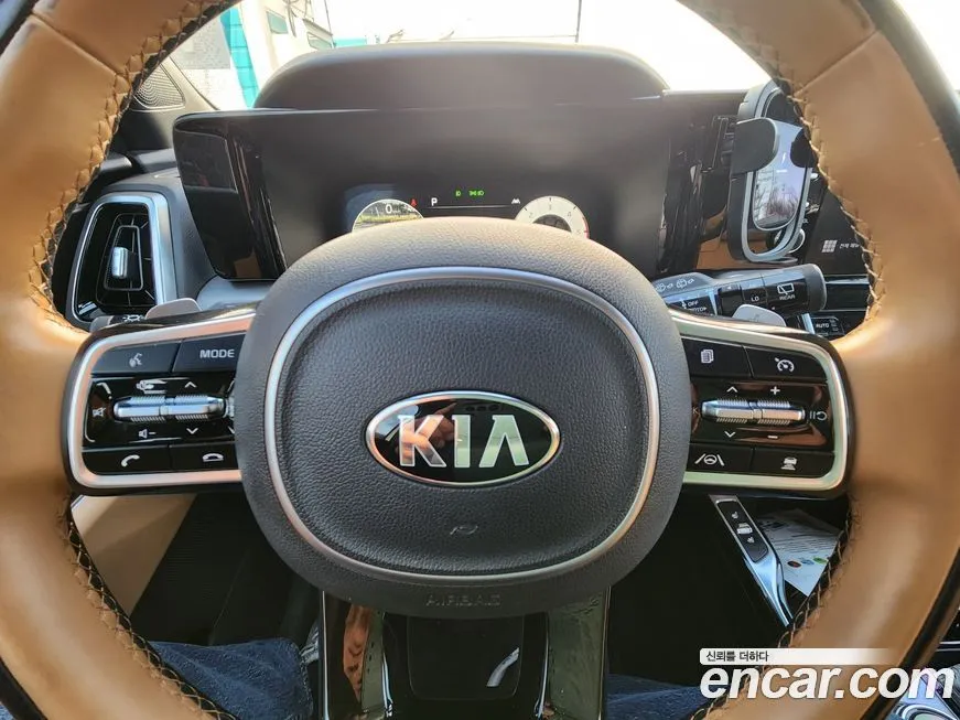 Kia Sorento — фото 4