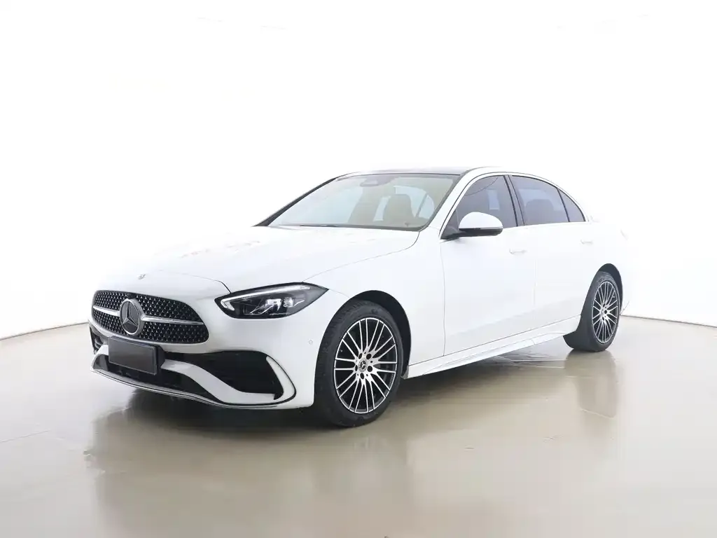 Mercedes-Benz C-Class — фото 1