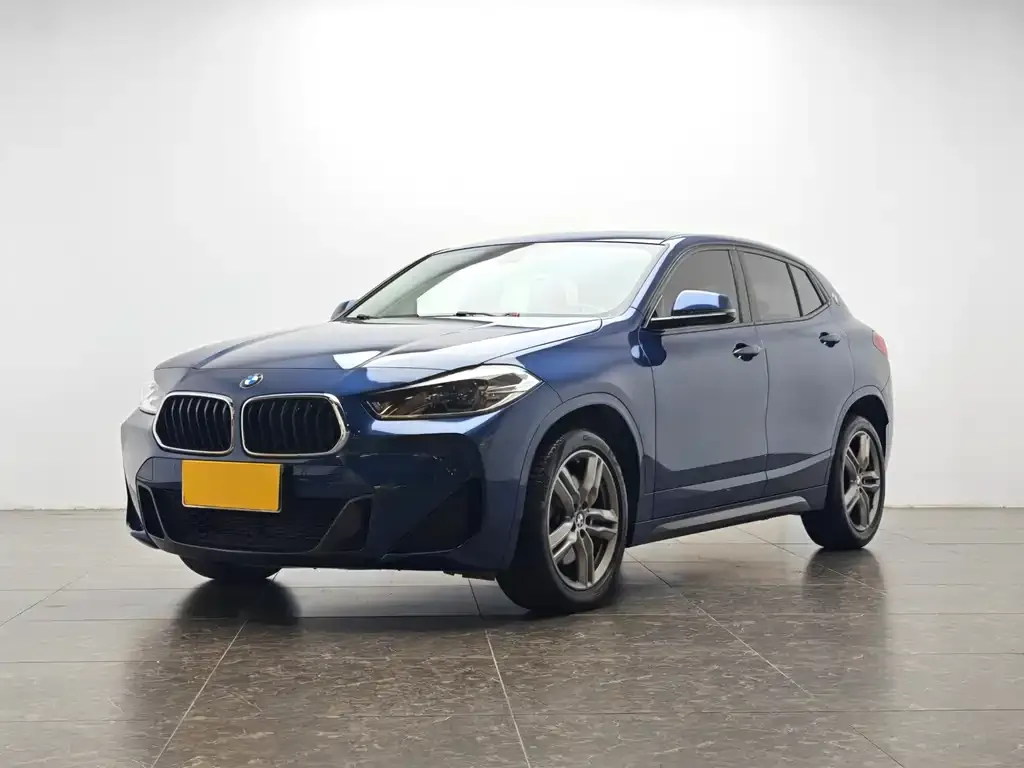 BMW X2 — фото 1