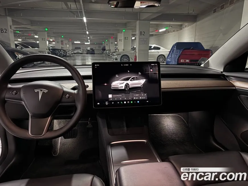 Tesla Model 3 — фото 9
