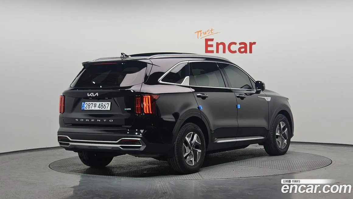 Kia Sorento — фото 6