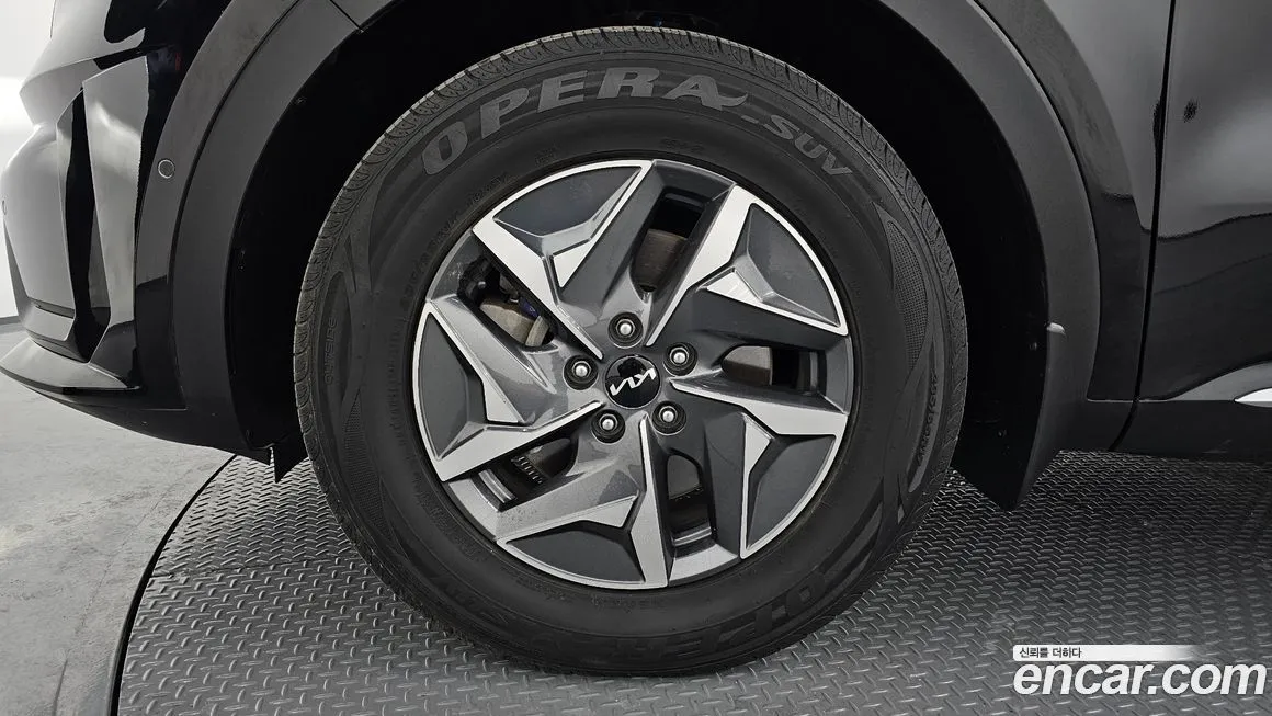 Kia Sorento — фото 8