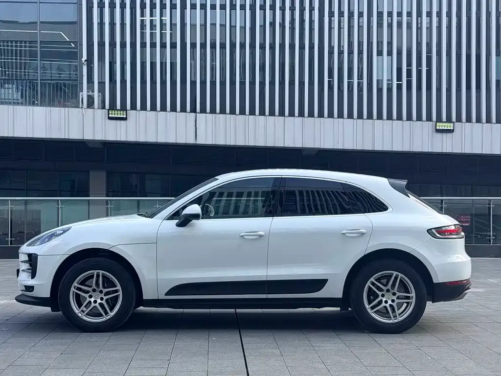 Porsche Macan — фото 3
