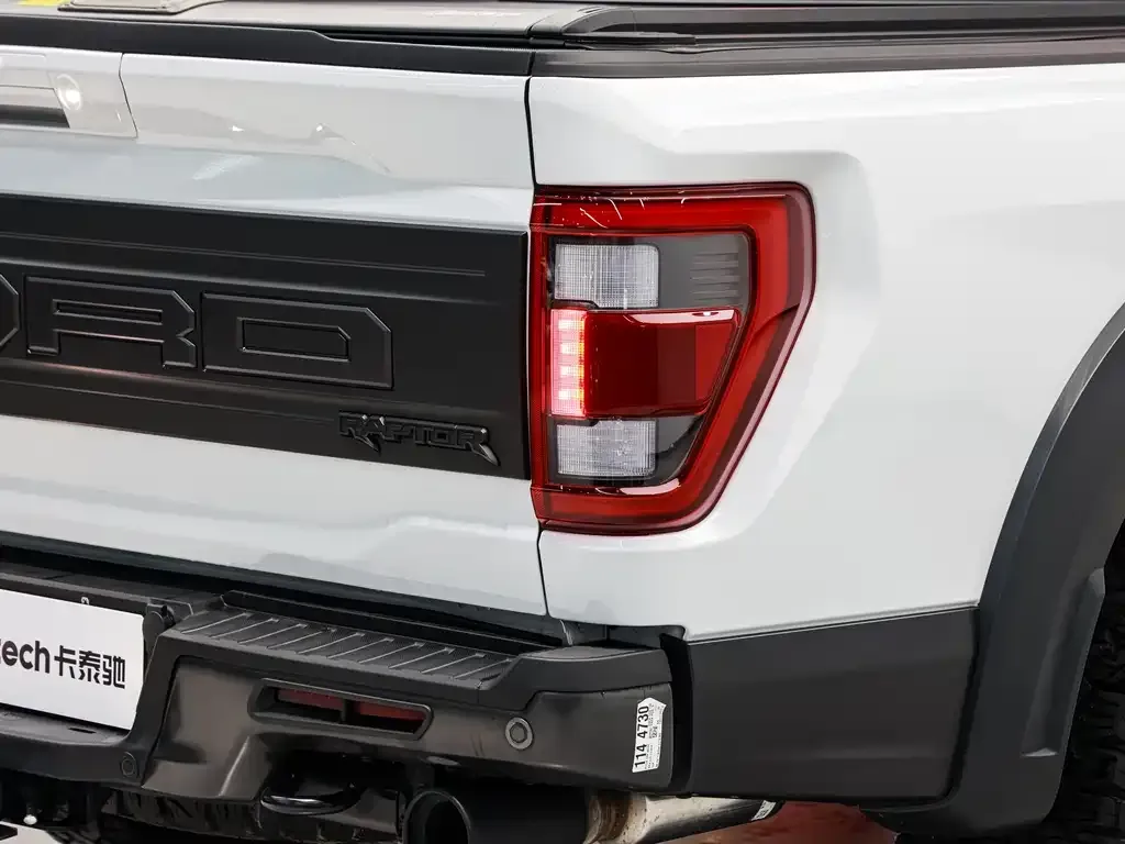 Ford F-150 Raptor — фото 6