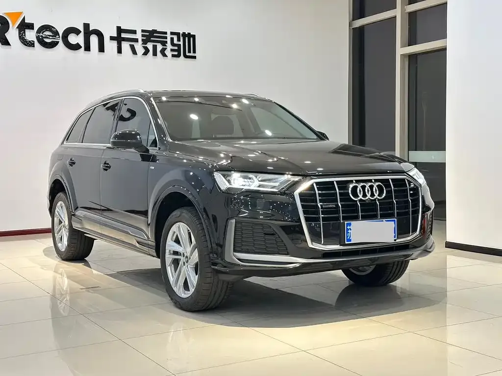 Audi Q7 — фото 5