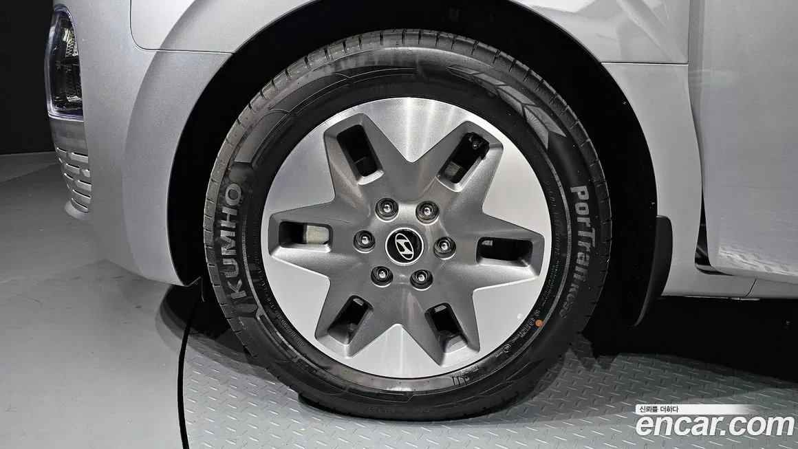 Hyundai Staria — фото 7