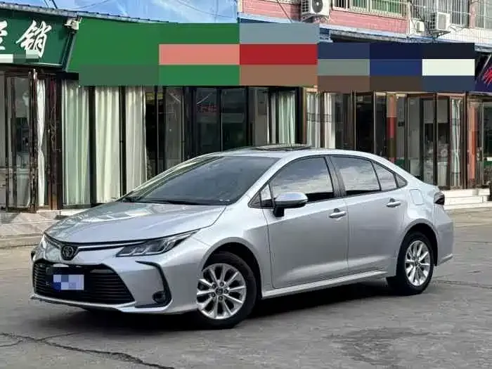 Toyota Corolla — фото 1