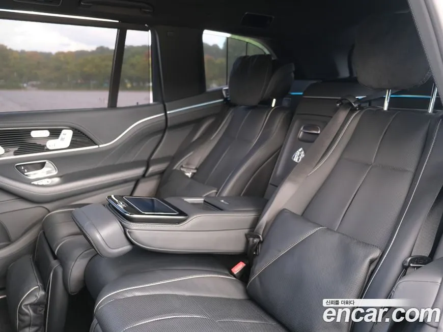 Mercedes-Benz GLS-Class — фото 10
