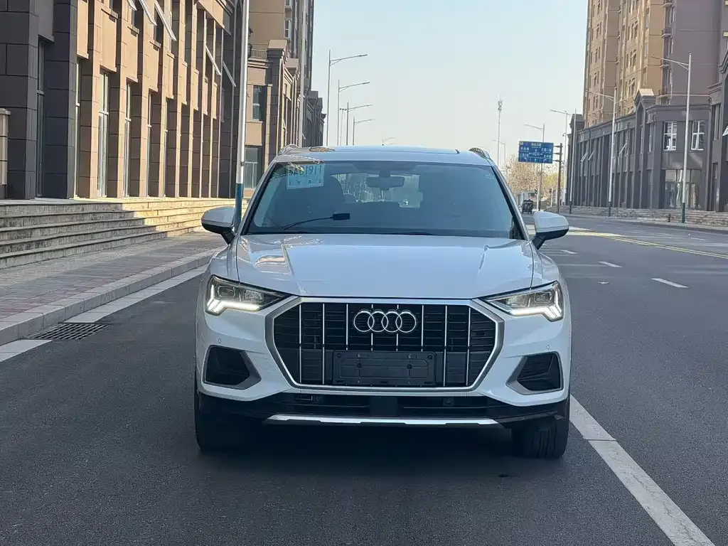 Audi Q3 — фото 2