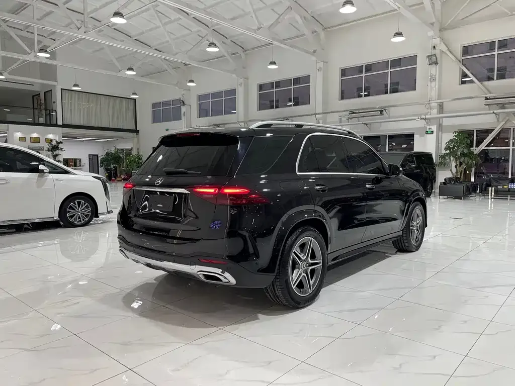 Mercedes-Benz GLE — фото 9