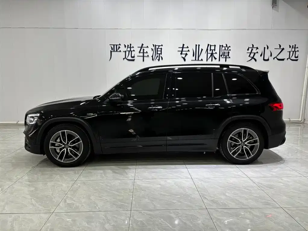 Mercedes-Benz GLB AMG — фото 2